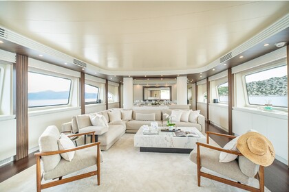 Charter Motor yacht  Maiora 126 Athens