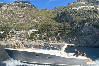 Hire Motorboat GAGLIOTTA 37 Positano