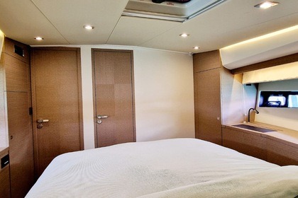 Prestige 500 Flybridge