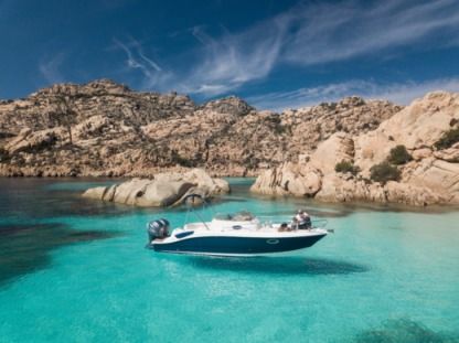 Charter Motorboat Nadirmarine Eolo 750 Day Cannigione