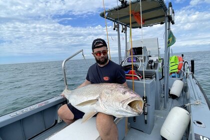 Alquiler Lancha Boston Whaler Outrage 22 V Les Sables-d'Olonne