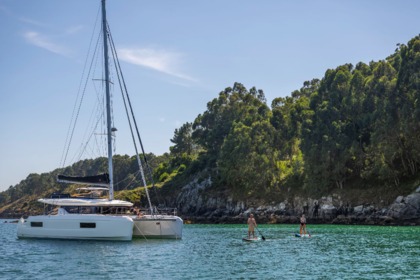 Charter Catamaran Lagoon LAGOON 43 (4 CAB + 2) / 4 SDB Pointe-a-Pitre