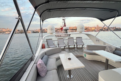 Elegance on the Water: Bosphorus Yacht Journeys
