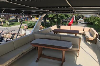 Amazing 24m Motoryat B16