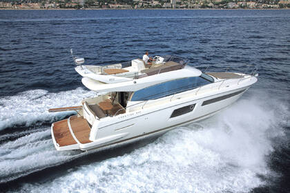 Miete Motorboot Prestige 500 fly Fréjus