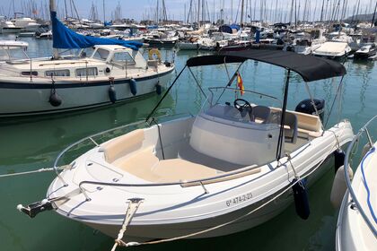 Hire Motorboat Pacific Craft Open 625 Dénia