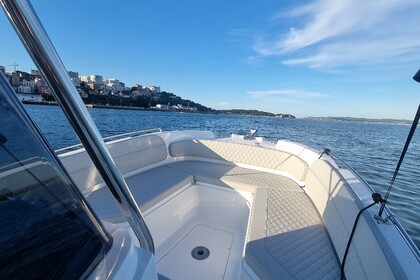 Alquiler precioso y nuevo Nireus 620CL