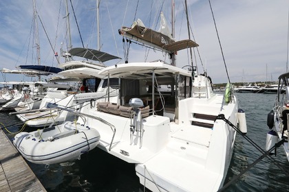 Charter Catamaran Catana Group Bali 4.1 - 4 cab. Biograd na Moru
