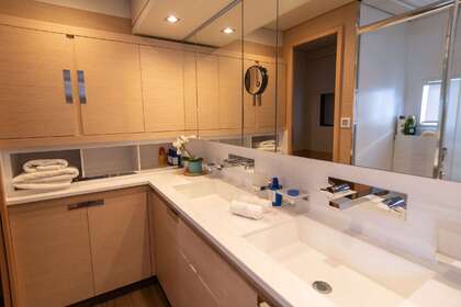 Serenissima - Fountaine Pajot Alegria 67