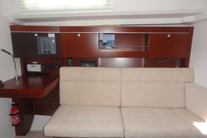 Location Voilier Hanse Yachting Sailboat 385 Pula