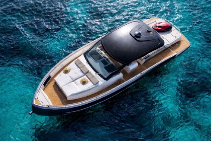 Stupenda barca in ibiza con sea bob incluso