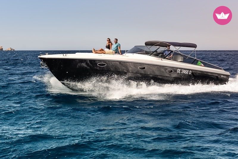Bateau à moteur ITAMA FORTY 900cv