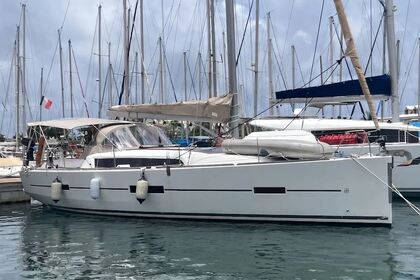Hyra båt Segelbåt Dufour Dufour 412 Gl Saint-Gilles-Croix-de-Vie