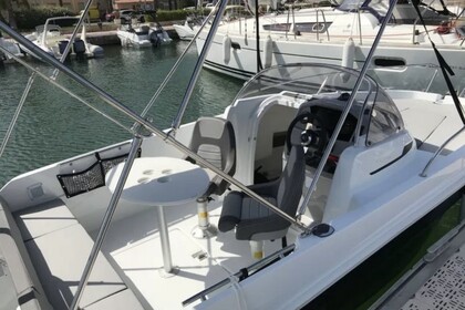 Charter Motorboat Jeanneau Cap Camarat 5.5 Wa Hyères