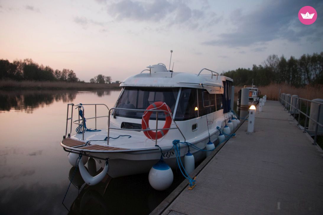 Bateau à moteur Balt Yacht Suncamper 30 Flybridge 40cv 4