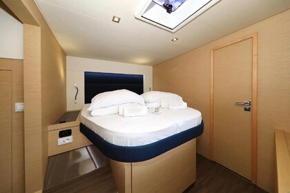 Location Catamaran Fountaine Pajot Saona 47 Mykonos