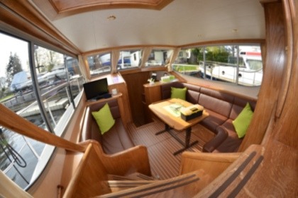 Απολαύστε τη ναυσιπλοΐα με