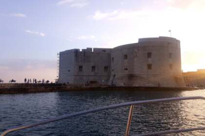 Unforgettable Speedboat Tour in Dubrovnik - Explore Caves, Beaches, and Legends!