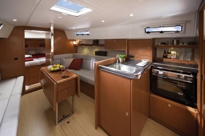 Hyra båt Segelbåt Bavaria Cruiser 32 Trogir