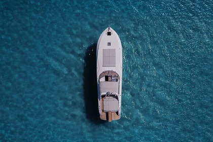 Noleggio Barca a motore Rizzardi 63 Hard Top Monopoli