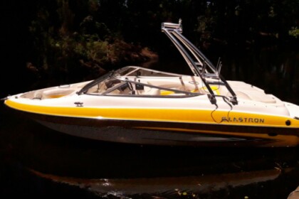 Location Bateau à moteur Glastron 205 GXL La Teste-de-Buch