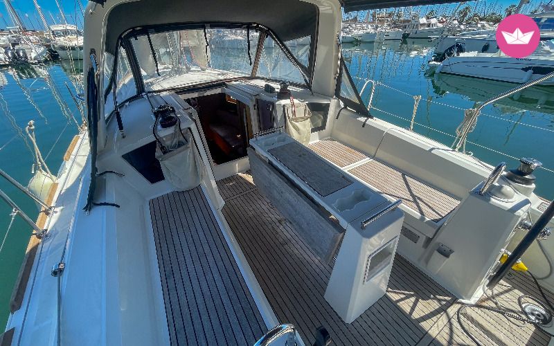 Voilier 4 OCEANIS 35.1 - PA (3D/0C/0P) 9m 3