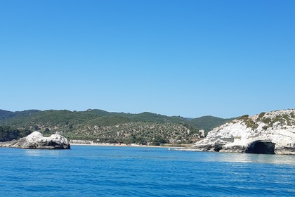 Noleggio Barche a Vieste senza patente nautica