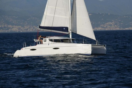 Catamarán Fountaine Pajot Mahe 36