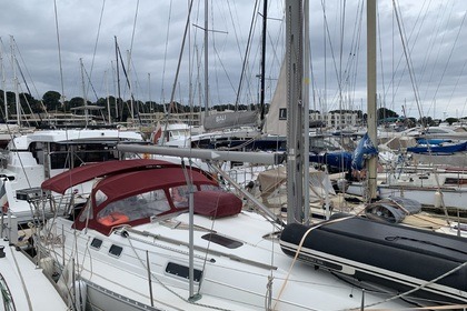 Location Voilier Beneteau Oceanis 351 Saint-Mandrier-sur-Mer