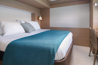 Lagoon SEVENTY 7 - 6-Cabin Version