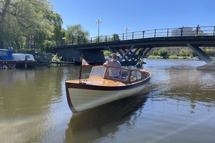 Charter Motorboat Custom made Snipa Stockholm