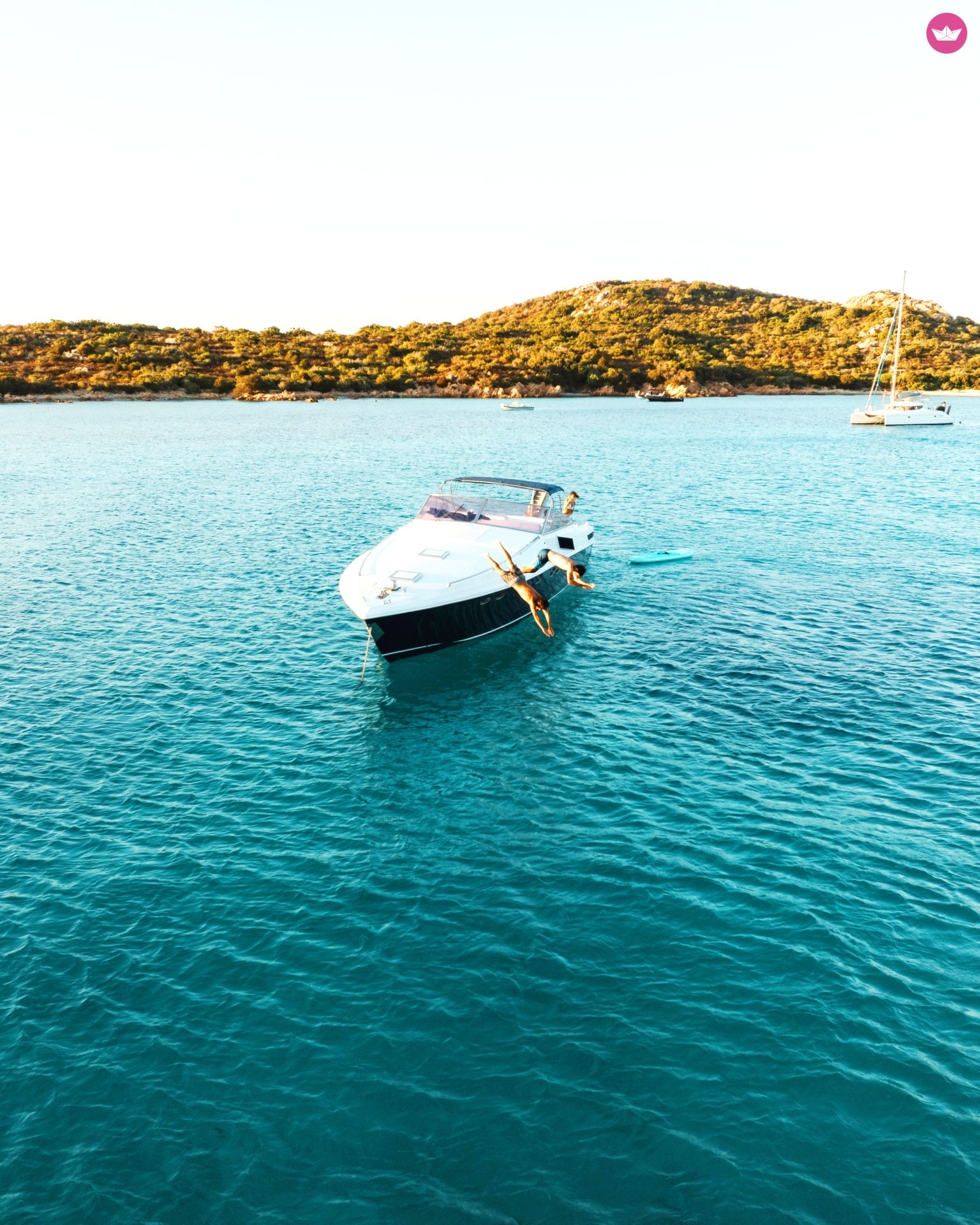 Bateau à moteur Baia B50 1070cv 8