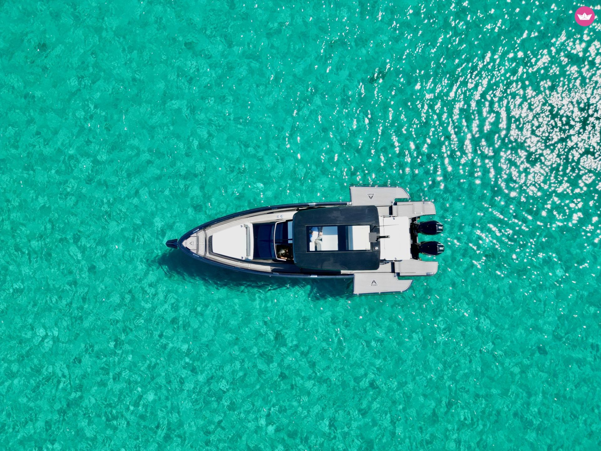 Bateau à moteur Virtue V10 Top 450cv