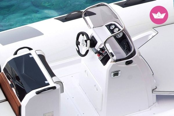 Аренда rIB (надувная моторная лодка) в Задар  