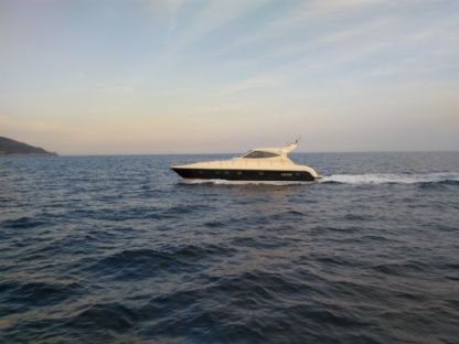 Charter Motorboat Gianetti 50 Ht Sorrento