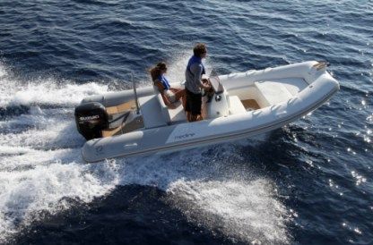 Location Semi-rigide Zodiac Medline Galéria