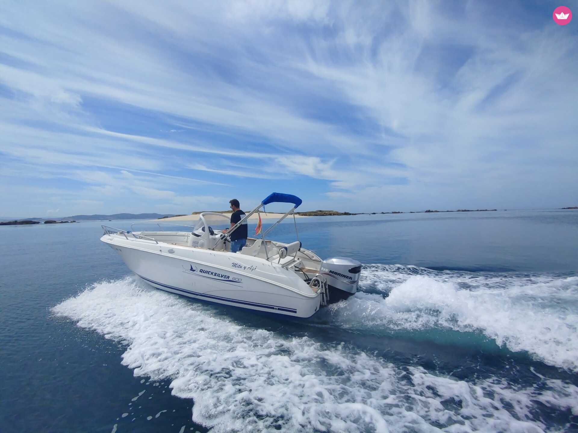 Bateau à moteur Quicksilver 600 Commander 135cv