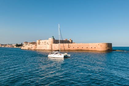 Location Catamaran Privilege Privilege 482 Syracuse