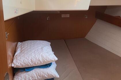Hyra båt Segelbåt Bavaria Yachtbau Bavaria Cruiser 50 Nidhríon