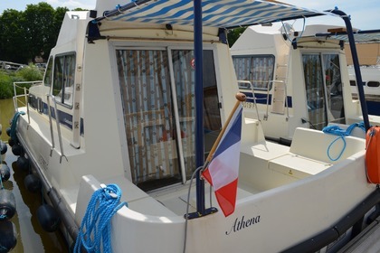 Location Péniche Custom Triton 860 Fly (Briare) Briare
