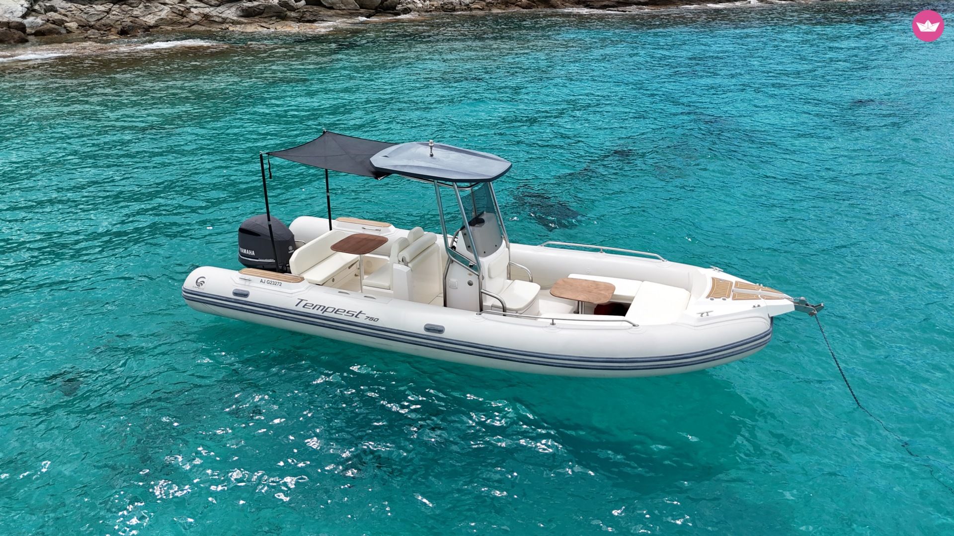 Semi-rigide Capelli Tempest 750 Luxe 250cv 2