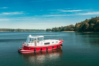 Rental Houseboats Mortoyacht 12m Mecklenburgische Seenplatte