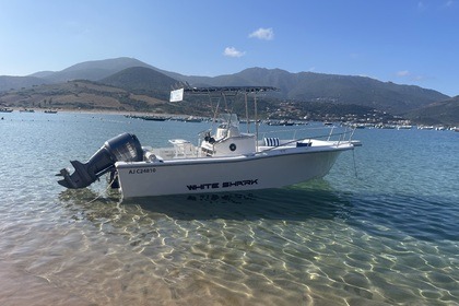 Location Bateau à moteur White shark 225 Appietto