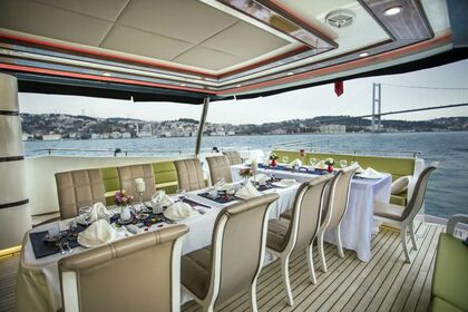 Amazing 23m Den Den Motoryat B6