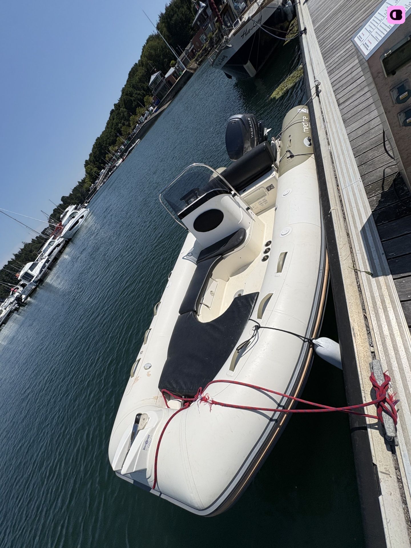 Bateau à moteur Zodiac Medline Ii 115cv 2