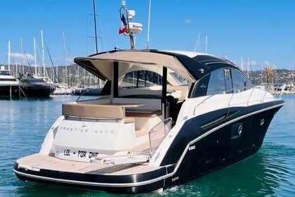 Verhuur Motorboot Prestige 44 S Saint-Tropez