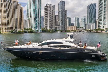 Hire Motor yacht Sunseeker 74 Predator Palm Beach