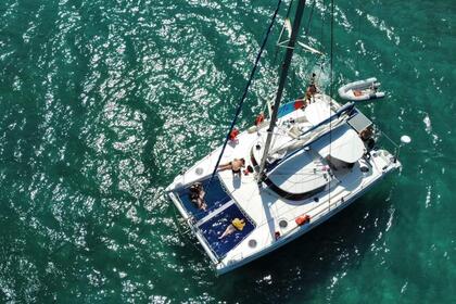 Hire Catamaran Fountaine Pajot Belize 43 Santa Marta