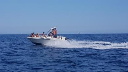 Rental Motorboat Beneteau Flyer 560 Open La Seyne-sur-Mer