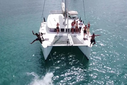 Charter Catamaran Lagoon Lagoon 400 Ibiza